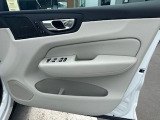 【運転席ドア】