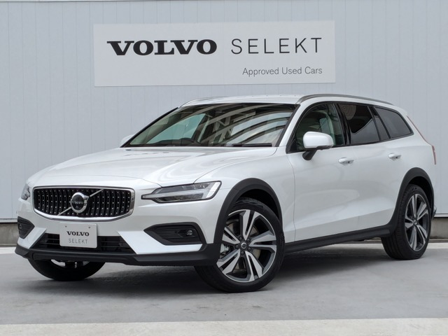 V60クロスカントリー ウルトラ B5 AWD 4WD 