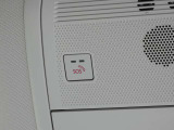 マツダコネクテッドサービスがご利用できます。SOSボタンで万が一の時も安心です。別途契約が必要です。