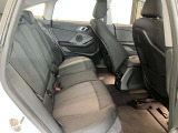 ご納車前に、リア3面にプライバシーフィルムの施行も可能です。荷物の盗難防止、UVカット等の効果があります。プロが選ぶ高耐久、高品質なフィルムは種類も豊富で仕上がりも非常に綺麗です。
