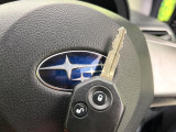【キーレス】少し離れた場所からでもボタン一つでドアの開錠・施錠ができるのでとっても便利!ドアの鍵穴周りに傷をつけることもありません♪