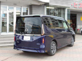 セレナ 2.0 ハイウェイスター V 4WD 