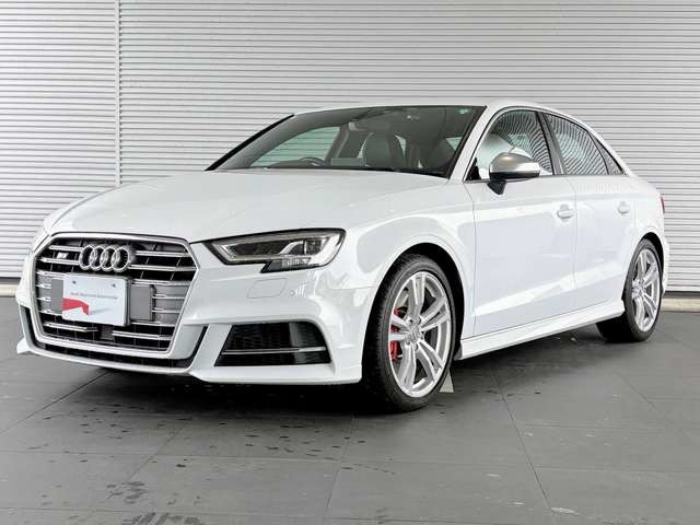 S3セダン 2.0 4WD 