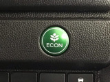 ★ECONスイッチ★ エコドライブを加速しよう!スイッチをONにすると、運転の仕方によるロスを抑え込み燃費をよくするようクルマが頑張ります(*^ー^*)燃費向上にチャレンジ♪