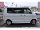 お車は見られなくても購入はできますが、現状でのお渡しをご理解できる方と致します。後付け部やパーツなど保証は一切ございません。気になる場合は動作確認してきますのでお電話でご質問下さい。動画も送れます。