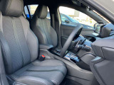 こちらの車両は正規ディーラーの厳しいチェックを全てクリアした認定中古車です。納車前117項目点検整備、1年間安心保証、ロードサービス等、購入前後に安心頂けるよう徹底いたしております。