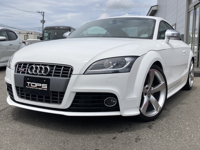 TTSクーペ 2.0 4WD 