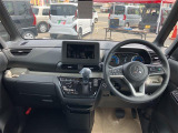 デリカミニ G プレミアム 4WD 