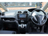 すっきりとしたダッシュボード回り!フロントビューの視界も良くて運転しやすいですよ♪