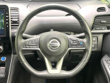 【ステアリングスイッチ】運転中、前方から目線をそらすことなく、オーディオ等の操作が可能な便利機能!安心&快適なドライブを演出してくれます♪