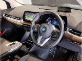 ☆センターパネルを運転席側に僅かに傾けたBMW独特のインパネ☆【駆け抜ける歓び】はここからもスタートしております☆
