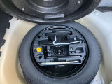 消耗部品については15品目を点検し、必要であれば全て交換してからご納車致します。(バッテリー・ワイパー・ブレード・ゴム、エンジンオイル、オイルエレメント、花粉フィルター、ブレーキフルード、ATF、灰皿等)