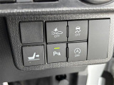 気になる車はすぐにお問い合わせください!画面右側の0066から始まる無料ダイヤルからお問い合わせ下さい!専門スタッフがお車のご質問にお答えいたします!