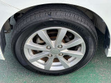 新品タイヤやスタッドレスタイヤのご希望の方は、お知らせ下さい。車種に合わせたサイズをお調べしてご提案させていただきます。