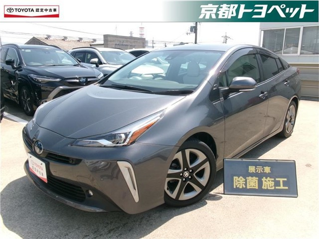 プリウス 1.8 S ツーリングセレクション E-Four 4WD 