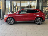 GLAクラス GLA200d 4マチック AMGラインパッケージ 4WD 