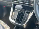 気になる車はすぐにお問い合わせください!画面右側の0066から始まる無料ダイヤルからお問い合わせ下さい!専門スタッフがお車のご質問にお答えいたします!