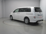アイシス 1.8 プラタナ Vセレクション ブラン 4WD 