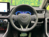 【純正革巻きステアリング】上質な革を使用することで、手にしっかり馴染みとても運転しやすいハンドルです♪