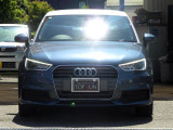 A1スポーツバック 1.0 TFSI スポーツ 