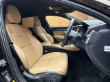 V90クロスカントリー D4 AWD モメンタム ディーゼル 4WD 本革シート