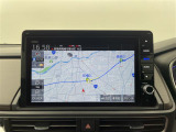 【純正10インチナビ】専用設計で車内の雰囲気にマッチ!ナビ利用時のマップ表示は見やすく、いつものドライブがグッと楽しくなります!