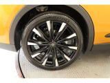 純正アルミホイール【タイヤサイズ225/45R21】