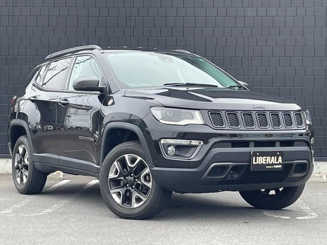 コンパス リミテッド 4WD 本革シート