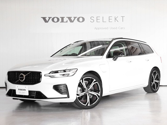 V60 リチャージ PHEV T6 AWD アルティメット 4WD 
