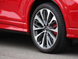 オプションです!アルミホイール 5Vダブルスポークデザイン グラファイトグレー8.0×19 235/40 R19(タイヤ&アルミホイール)