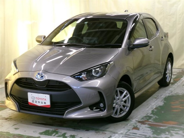 ヤリス 1.5 ハイブリッド G E-Four 4WD 