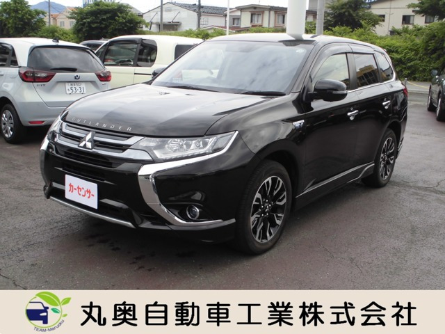 アウトランダーPHEV 2.0 G ナビパッケージ 4WD 