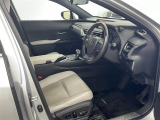 気になる車はすぐにお問い合わせください!画面右側の0066から始まる無料ダイヤルからお問い合わせ下さい!専門スタッフがお車のご質問にお答えいたします!