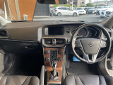 V40 D4 インスクリプション ディーゼル 本革シート 修復歴無し