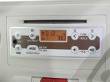 純正CD/AM/FMオーディオを装備しています。