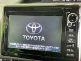 【メーカー純正ナビ】インテリアに溶け込むスタイリッシュな「専用設計」メーカーナビを装備♪視認性や操作性など基本性能にも優れ、より上質なカーライフをお楽しみいただけます。