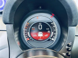 アバルト695C ツーリズモ 本革シート 修復歴無し