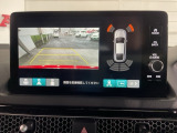 カラービジョンとガイドラインで見やすいバックモニター!車庫入れも楽ちんです♪