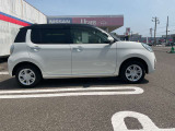 ブーン 1.0 シルク SAIII 4WD 