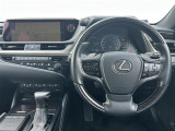 ES 300h バージョンL 本革シート サンルーフ