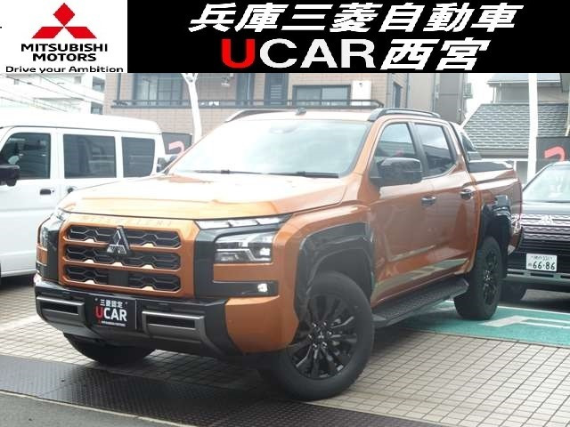 トライトン 2.4 GSR ディーゼル 4WD 