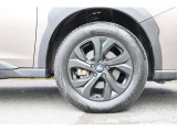純正18インチアルミホイール、タイヤサイズ 225/60R18