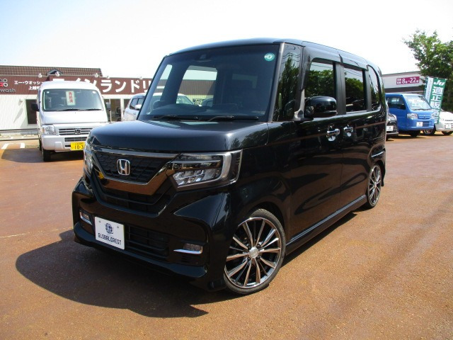 N-BOXカスタム G L ターボ ホンダセンシング 4WD 