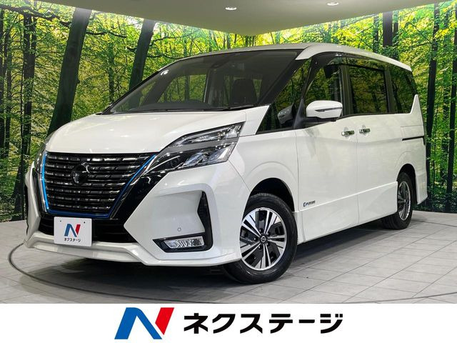 セレナ 1.2 e-POWER ハイウェイスター V 