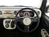 視界も広々で見晴らしの良い運転しやすいコックピットです。
