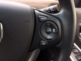 【アダプティブ・クルーズ・コントロール】予め設定した車速内でクルマが自動的に加減速。 前走車との適切な車間距離を維持しながら追従走行し、高速道路でのドライバーの疲労を軽減してくれる嬉しい機能付♪