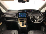 セレナ 1.2 e-POWER ハイウェイスター V 