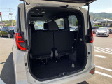 開口部の広いラゲージスペースは、ゴルフバックなどの荷物もラクラク積み込めます。