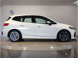 BMWでは重量配分にもこだわりがあり、FRモデルでは50:50とFFモデルでも60:40と前後の重量バランスにこだわり、軽快なハンドリングを実現しております。