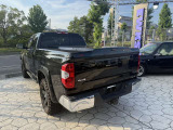 タンドラ ダブルキャブ SR5 5.7 V8 4WD